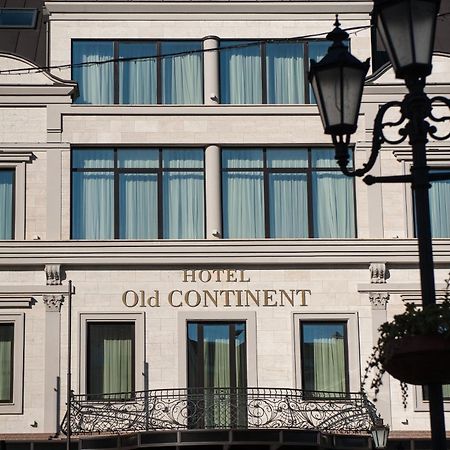 Old Continent Hotel Uzjhorod Exteriör bild